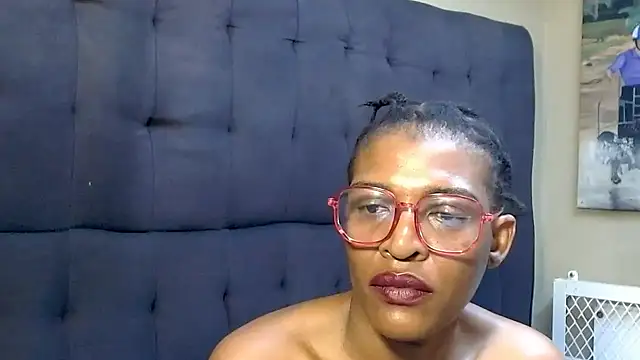 SpicyQueenxxxx webcam