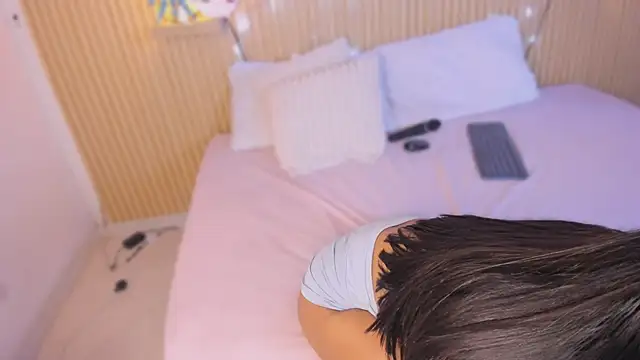 Harmony_Malkova webcam