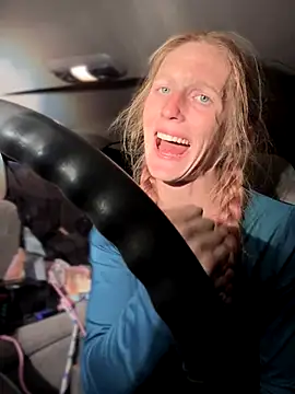 free online cam GoldenFlameGoddess