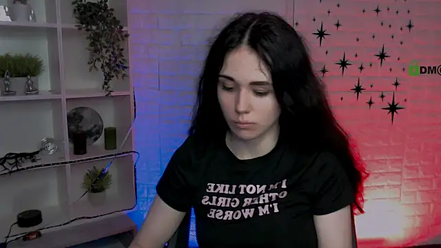 riley_sanders webcam