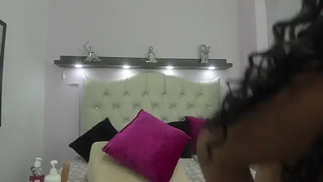 maite_milky18 webcam