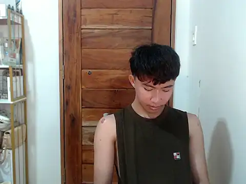 asiantwink0000 webcam