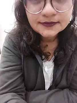 Mahira_sharma01 webcam