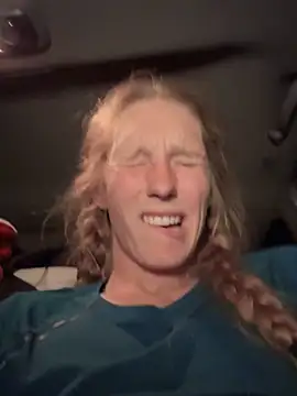 GoldenFlameGoddess webcam