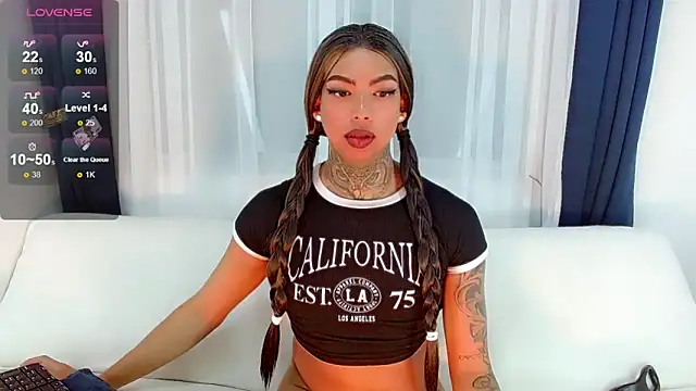 laura_sweett120 webcam