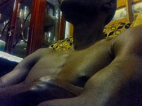 LookingLover34 webcam