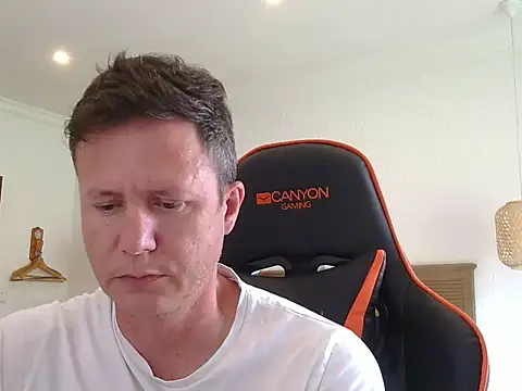 TroyDieselXXX webcam