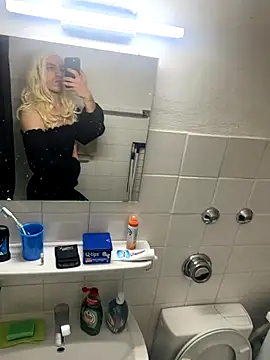 MiaAnnCDSissy webcam