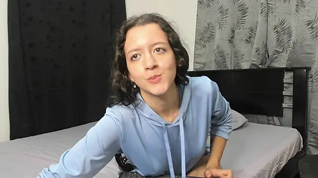 Violeta_Gracee webcam