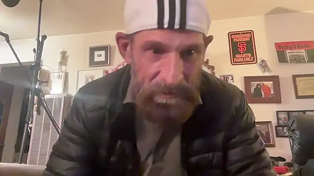 reebokrick650 - Reebokrick650's free webcam