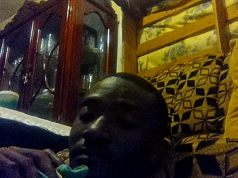 LookingLover34 webcam