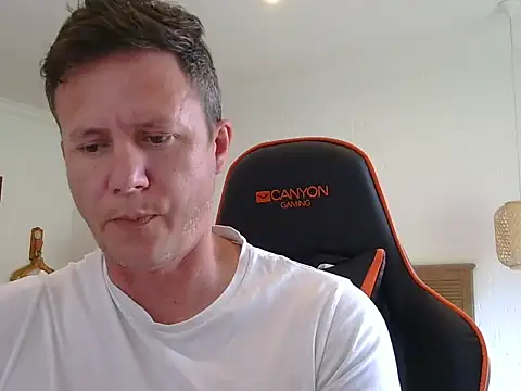 TroyDieselXXX webcam