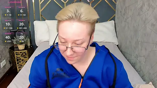 AlexandraGreen webcam