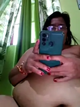Huge_mama69 webcam