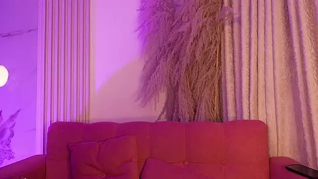 zoewestt (F young) - Naked+Oil in body