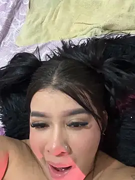 Webcam Model (Aliciawhitee) is live