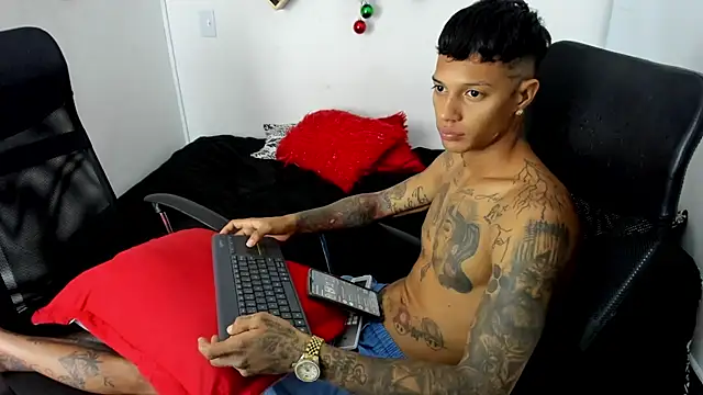 yuleimysandalex (Ask my age) - show tits