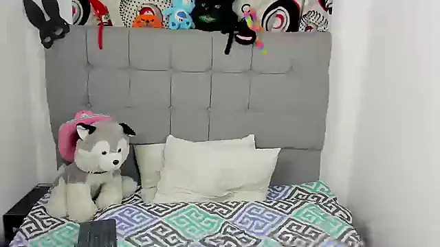 forbidden_kisses webcam