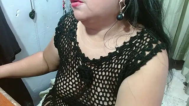 CanelaCollins webcam