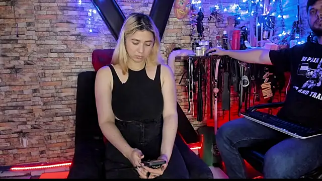 Liltildeman_moon webcam