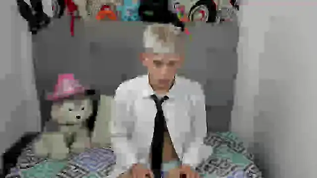 forbidden_kisses webcam