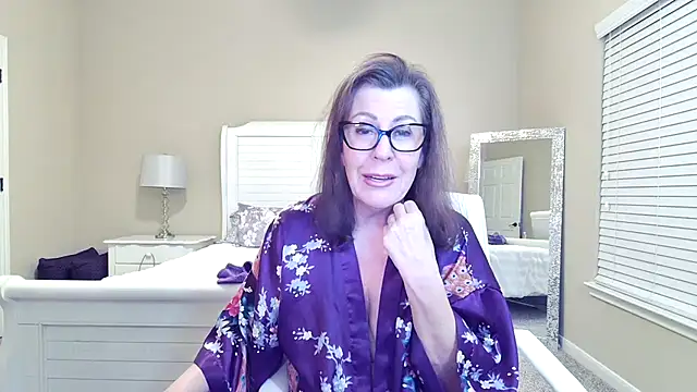 hottxgilfmaggie - HotTxGilfMaggie's free webcam - UK Sex Cams