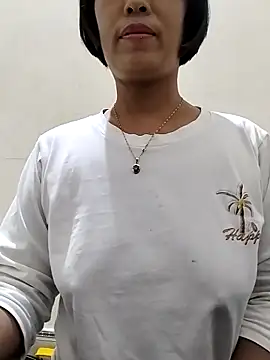 love_sexy090 webcam stripchat model stream image