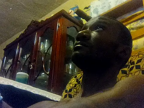 LookingLover34 webcam