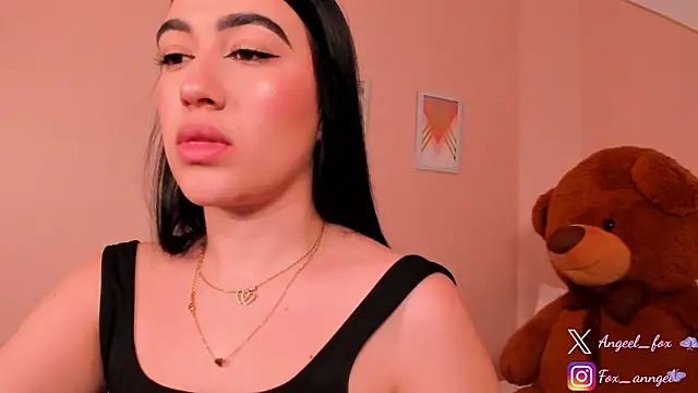 angeel_fox webcam