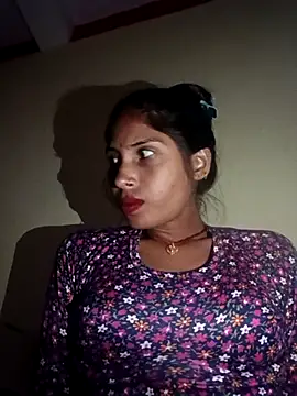 Veshali_Love143 webcam