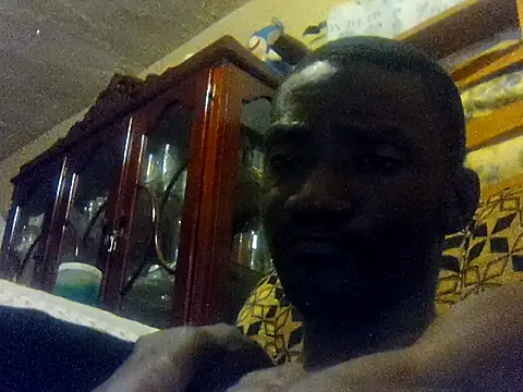 LookingLover34 webcam