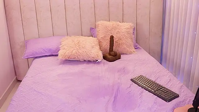 emyli_sw_ - Emyli_sw_'s free webcam