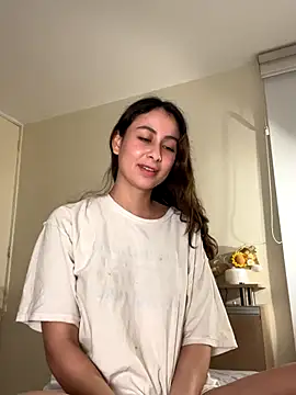 juanasnz99 (F young) - Take a shower