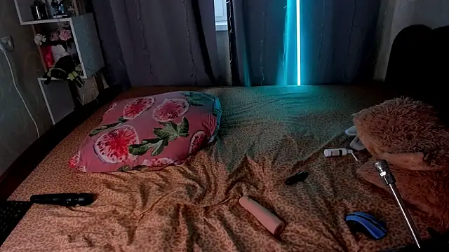 jess_lui (F young) - big squirt for daddy💙fisting