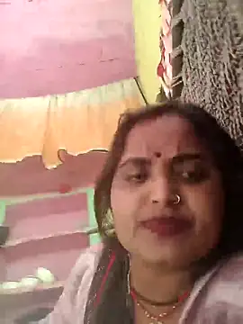 Webcam Model (Pooja_hote)  is live.Free join now!