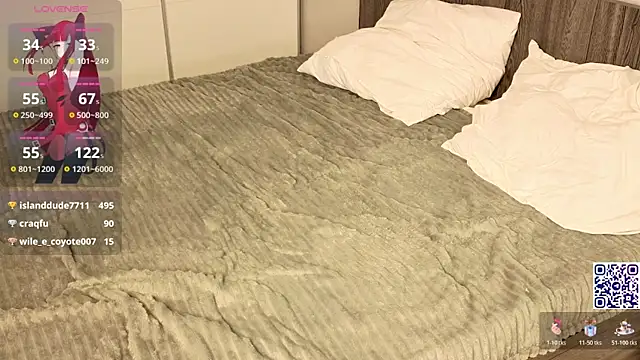 LaurieGutierrez webcam