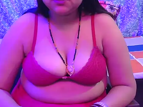 sexy-shikha79 webcam