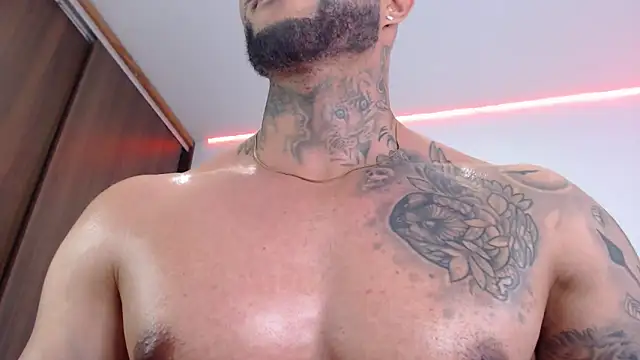 andrea_de_lucaa webcam