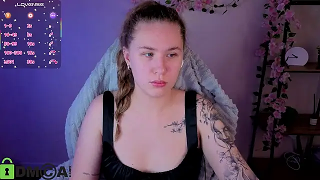 Elsie_Cutties webcam