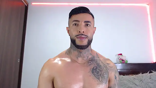 andrea_de_lucaa webcam