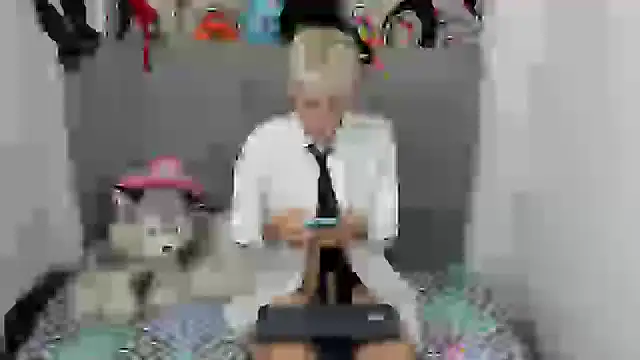 forbidden_kisses webcam