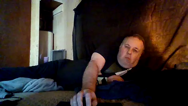 reddragon66 (M mature) - Make me get  sexy!