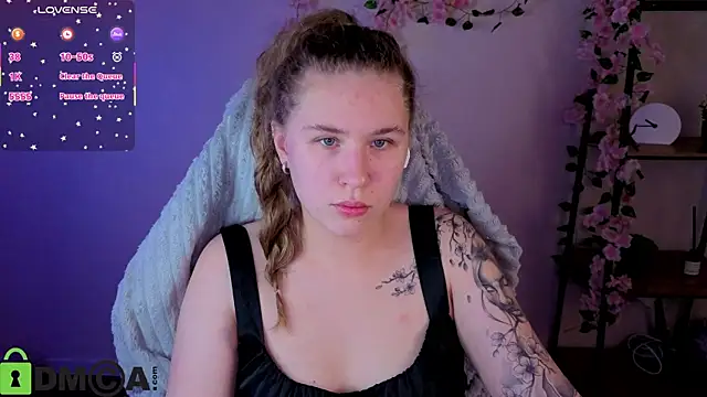 Elsie_Cutties webcam