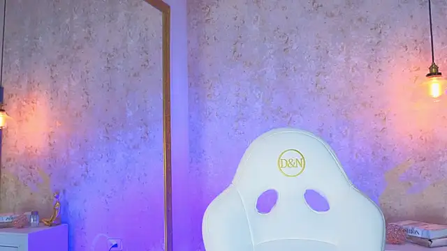 AlessiaLondon webcam