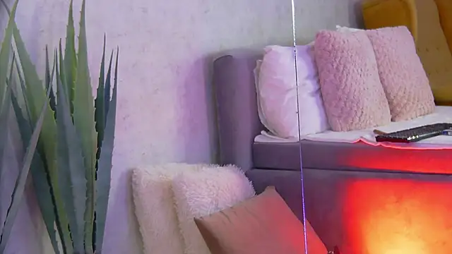 anissia_teaser webcam