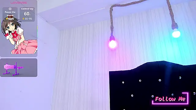 miku_katsuragi (F teen) - show boobs