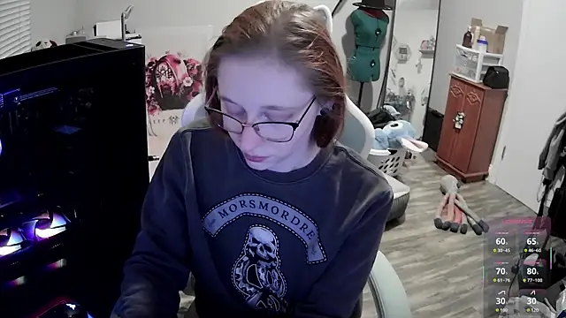 LilyFoxxx webcam