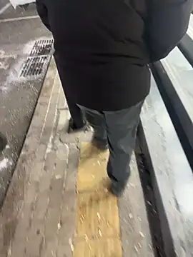 goudanlove (F teen) - 完成任务穿比基尼👙去男女共浴澡堂自慰，听大哥指挥