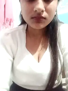 Webcam Model (Nakshita_Pandit)  is live.Free join now!