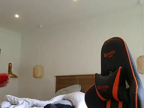 TroyDieselXXX webcam